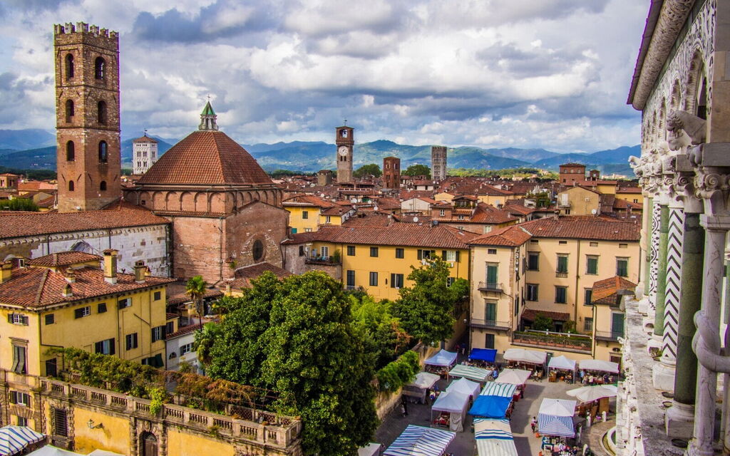 Residential buildings in Lucca, Tuscany – housing context and short-term rentals debate