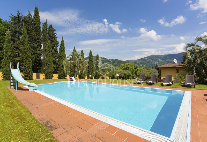 Villa Steffy By Tuscanhouses