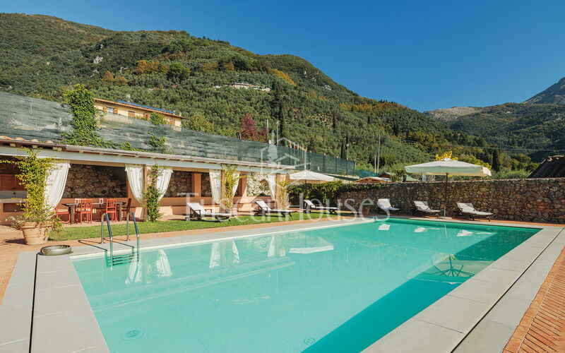 Villa Dafne By Tuscanhouses