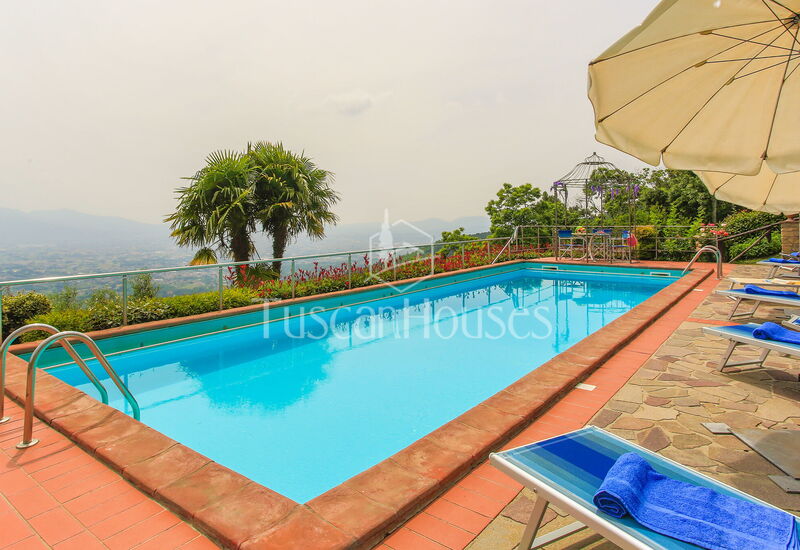 Altavista by Tuscanhouses