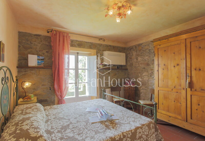 Altavista by Tuscanhouses