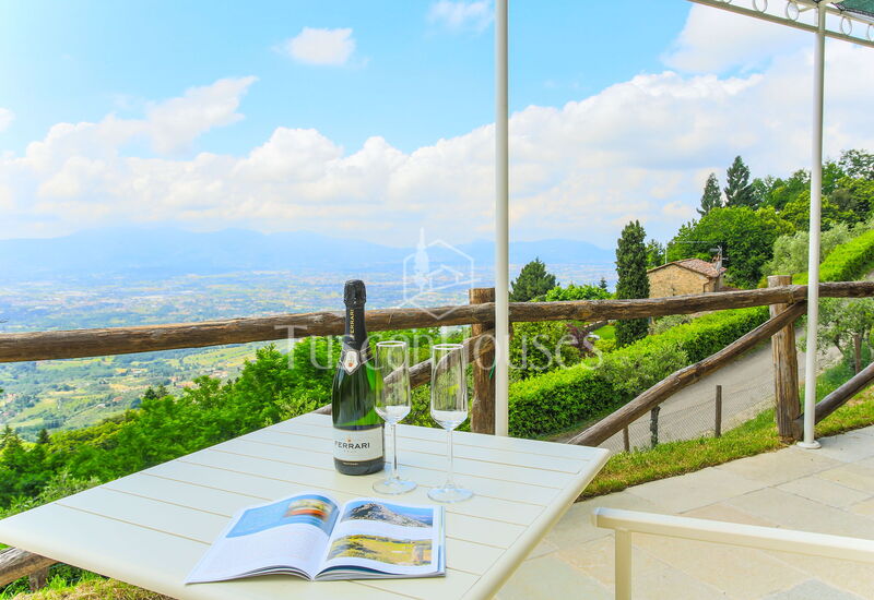 Panorama by Tuscanhouses