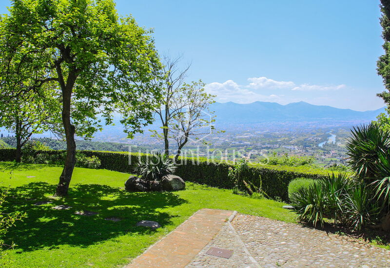 Villa Dell'angelo 8 By Tuscanhouses