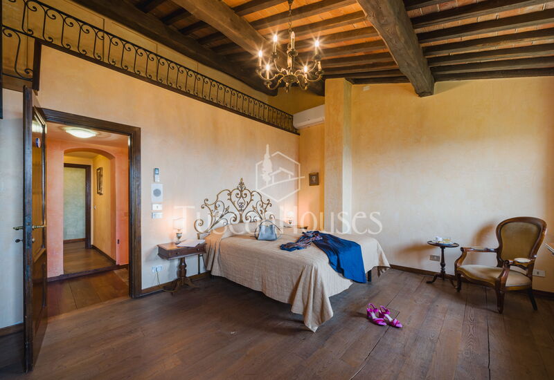 Villa Dell'Angelo 8 by Tuscanhouses