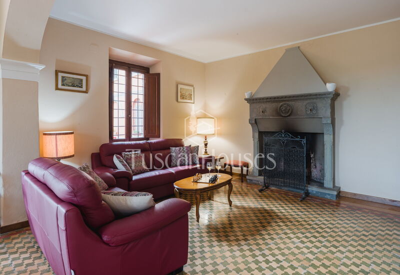 Villa de Fiori 10 by Tuscanhouses