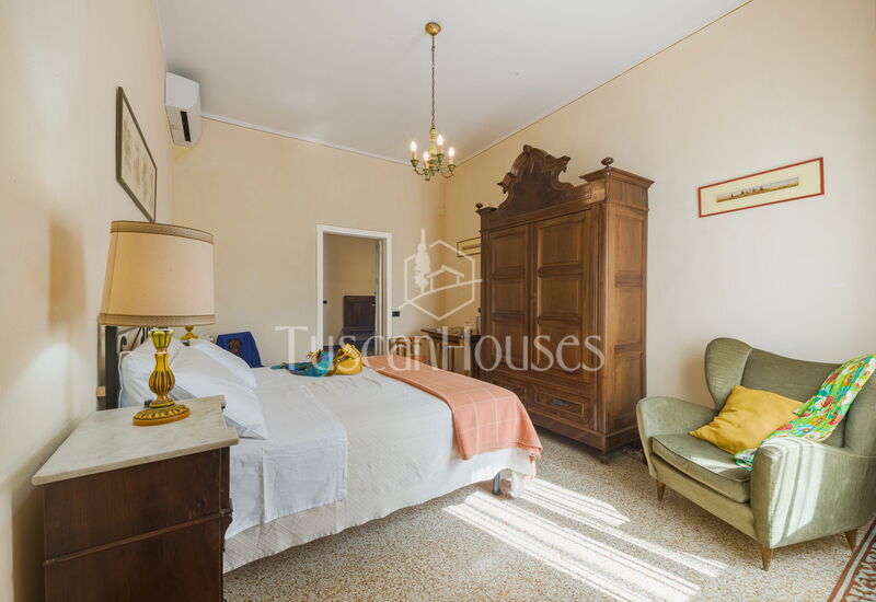 Villa de Fiori 10 by Tuscanhouses