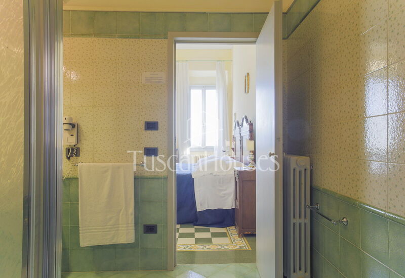 Villa de Fiori 10 by Tuscanhouses