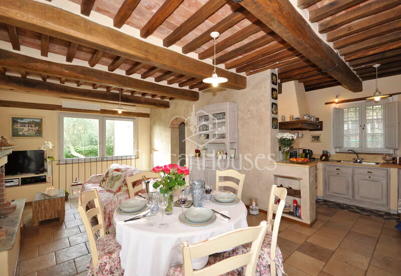 Casa Tania by Tuscanhouses