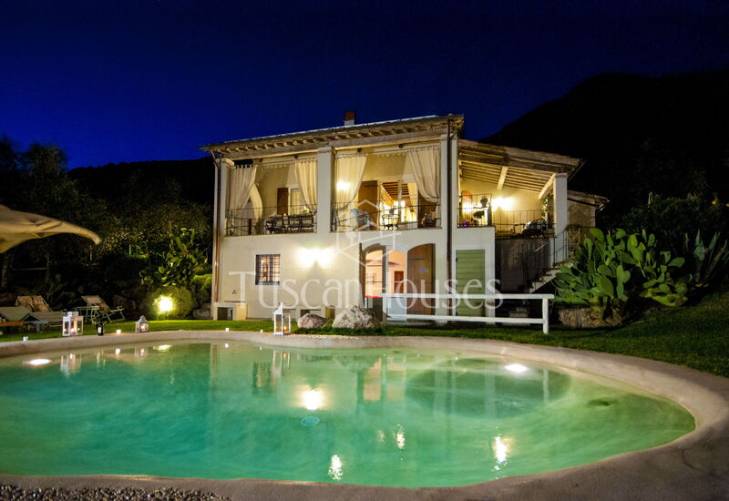 Casa Tania by Tuscanhouses