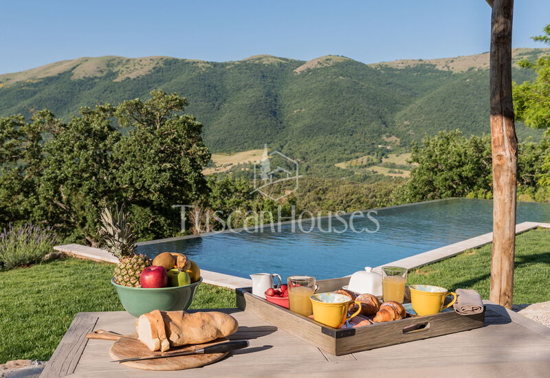 Villa Pensiero By Tuscanhouses