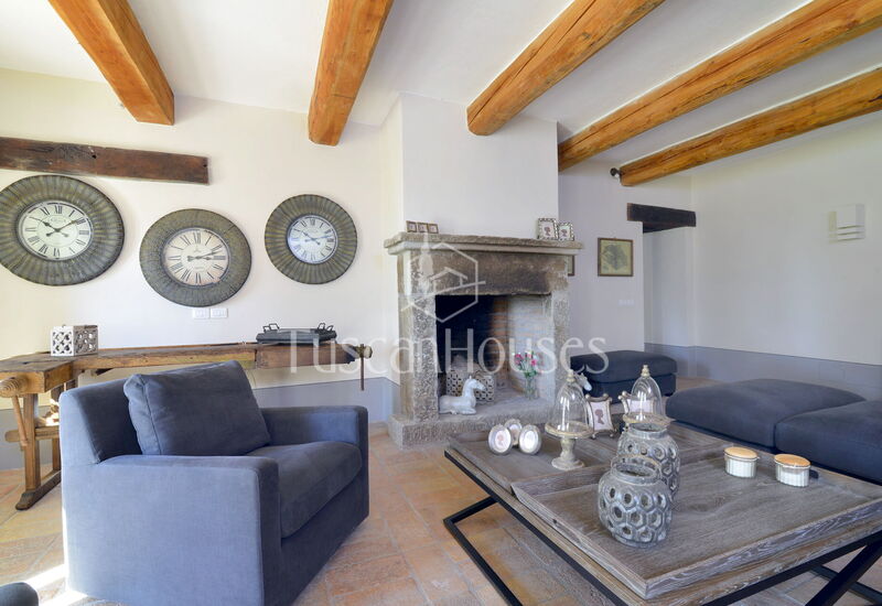 Il Troscione by Tuscanhouses