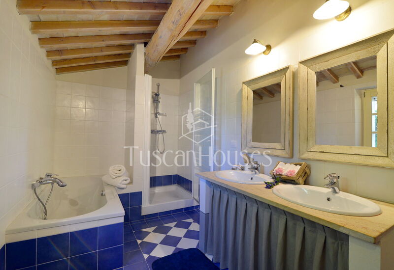 Il Troscione by Tuscanhouses