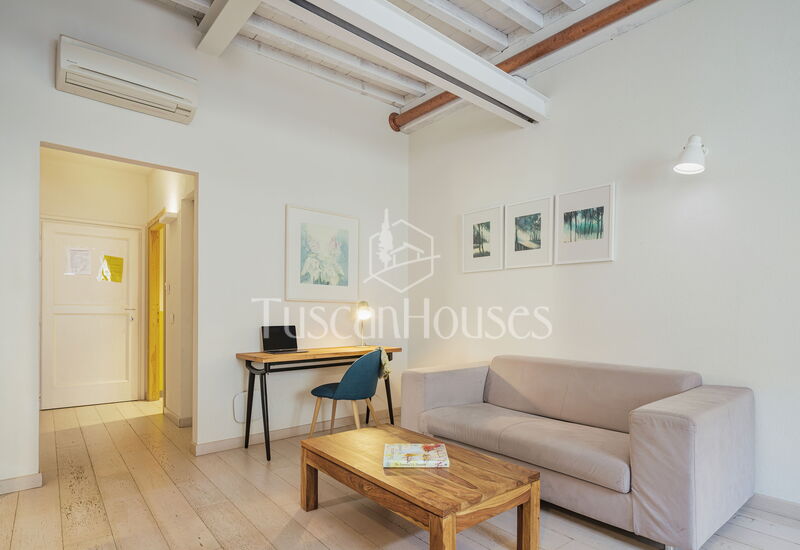 Magenta By Tuscanhouses