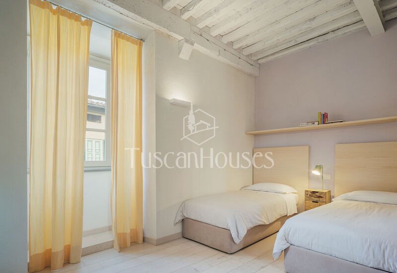 Magenta By Tuscanhouses