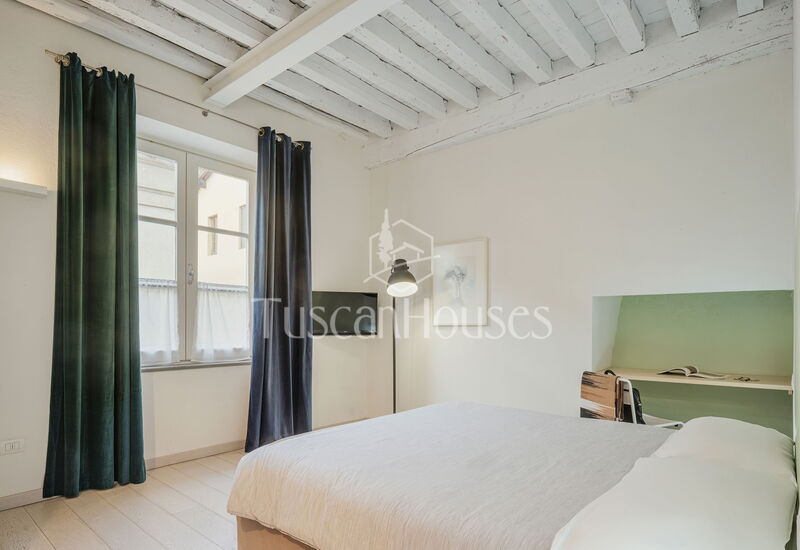 Magenta By Tuscanhouses