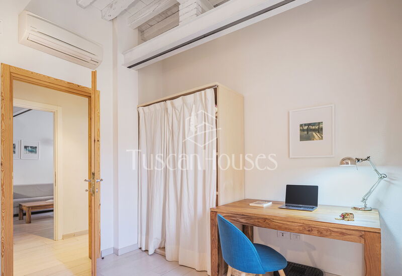 Magenta By Tuscanhouses