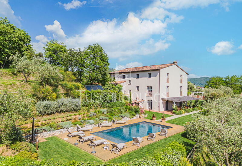 Villa Calliope By Tuscanhouses