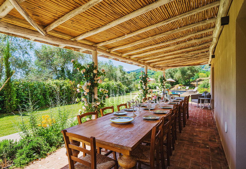 Villa Calliope By Tuscanhouses