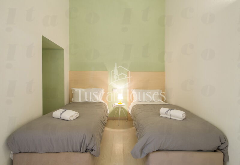 Ardesia by Tuscanhouses