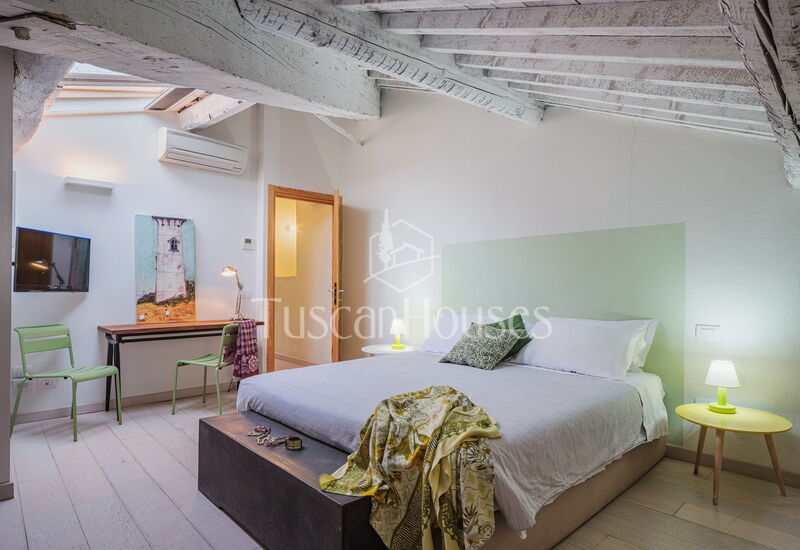 Ambra by Tuscanhouses