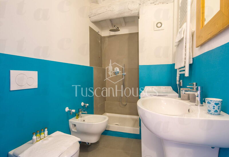 Ambra by Tuscanhouses