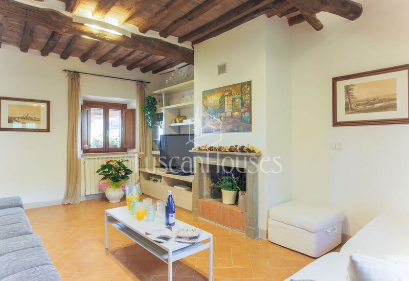 Casa di Dante by Tuscanhouses