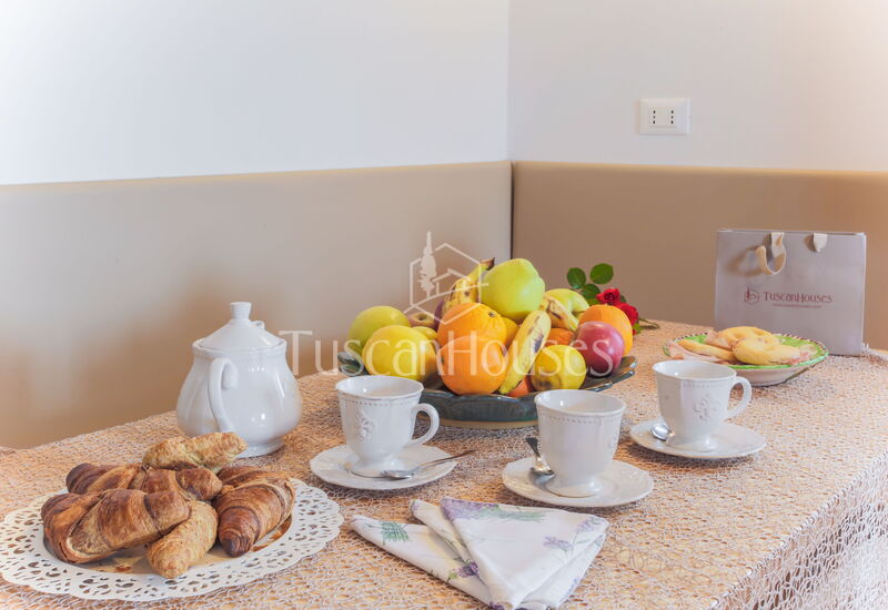 Casa di Dante by Tuscanhouses