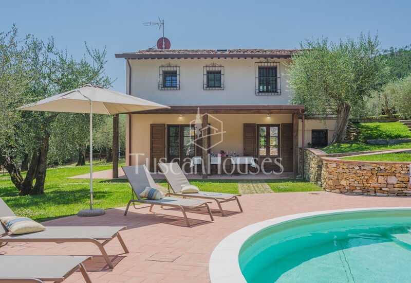 Casa degli Olivi by Tuscanhouses