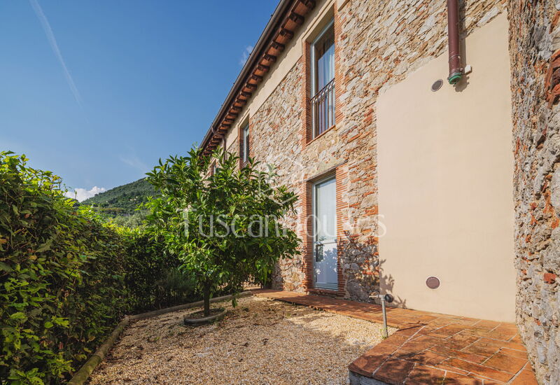 Pino By Tuscanhouses