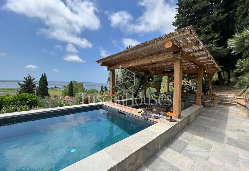 Villa le Poiane by Tuscanhouses