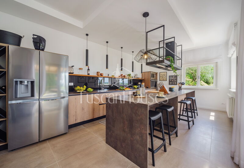 Villa le Poiane by Tuscanhouses