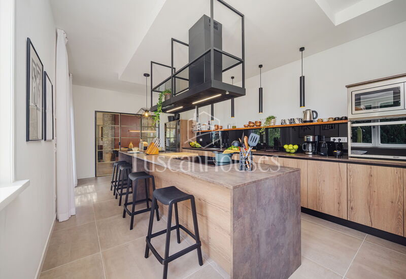 Villa le Poiane by Tuscanhouses