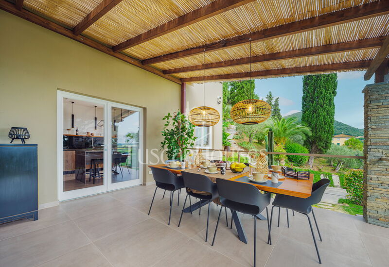 Villa le Poiane by Tuscanhouses