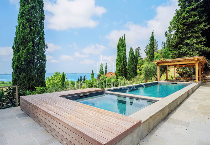 Villa le Poiane by Tuscanhouses