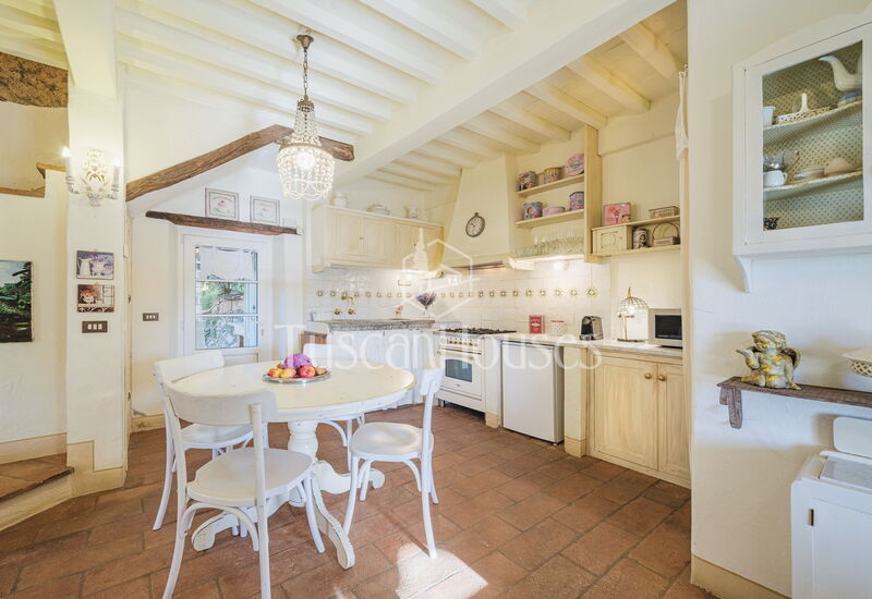 La Costa by Tuscanhouses