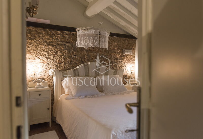 La Costa by Tuscanhouses