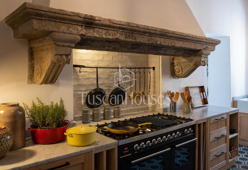 Villa Tomeoni by Tuscanhouses