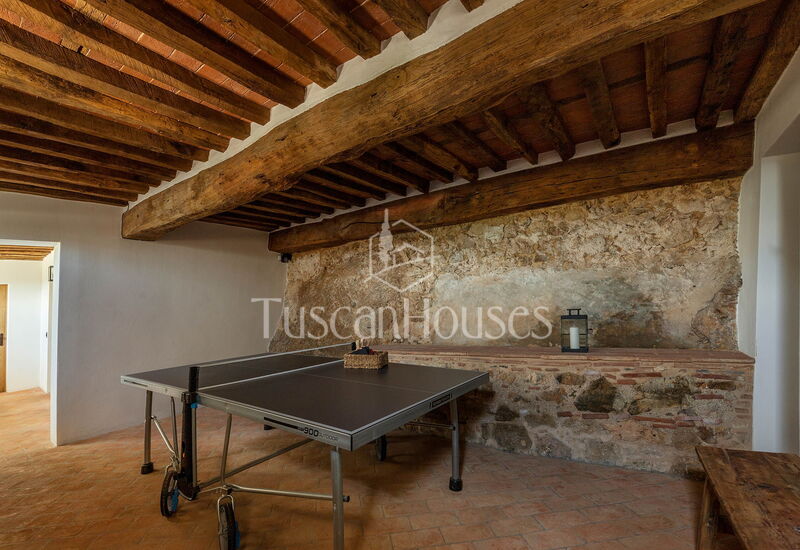 Villa Tomeoni by Tuscanhouses