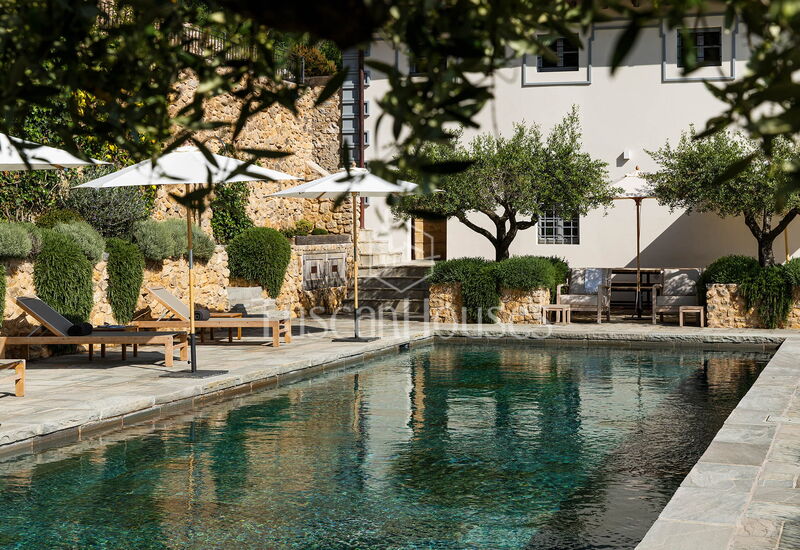 Villa Tomeoni by Tuscanhouses