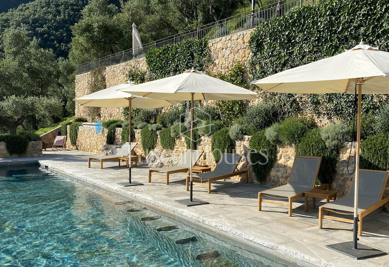 Villa Tomeoni by Tuscanhouses