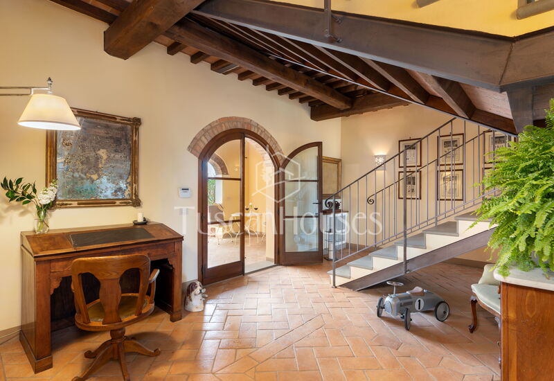 Villa Minerva by Tuscanhouses