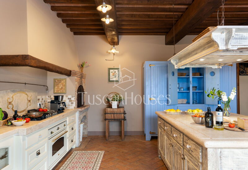 Villa Minerva by Tuscanhouses