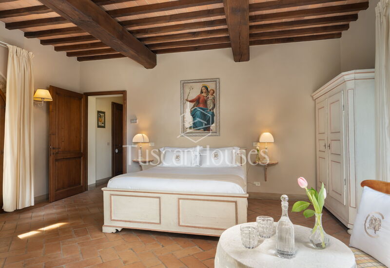 Villa Minerva by Tuscanhouses