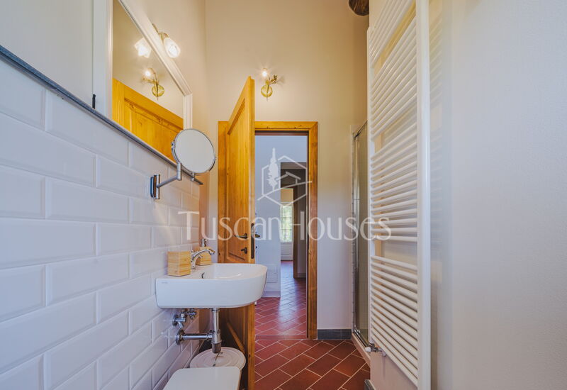 Casale Valentino by Tuscanhouses