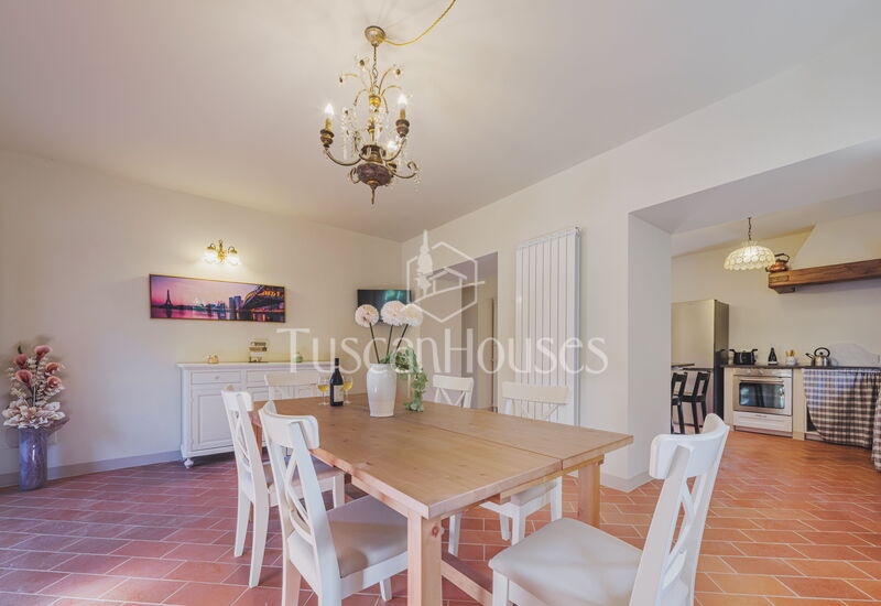 Casale Valentino by Tuscanhouses