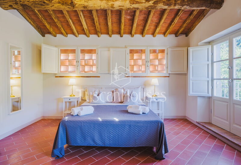 Casale Valentino by Tuscanhouses