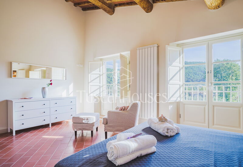 Casale Valentino by Tuscanhouses