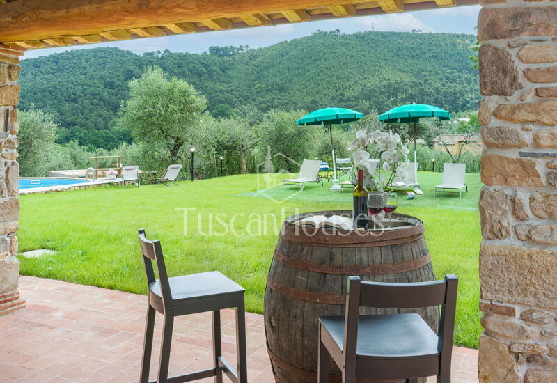 Casale Valentino by Tuscanhouses