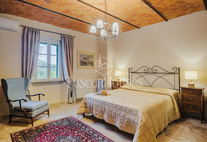 Villa Alessandra by Tuscanhouses