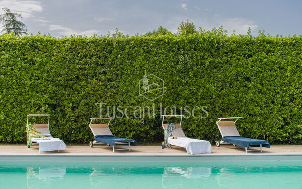 Villa Alberto 10 Sleeps By Tuscanhouses